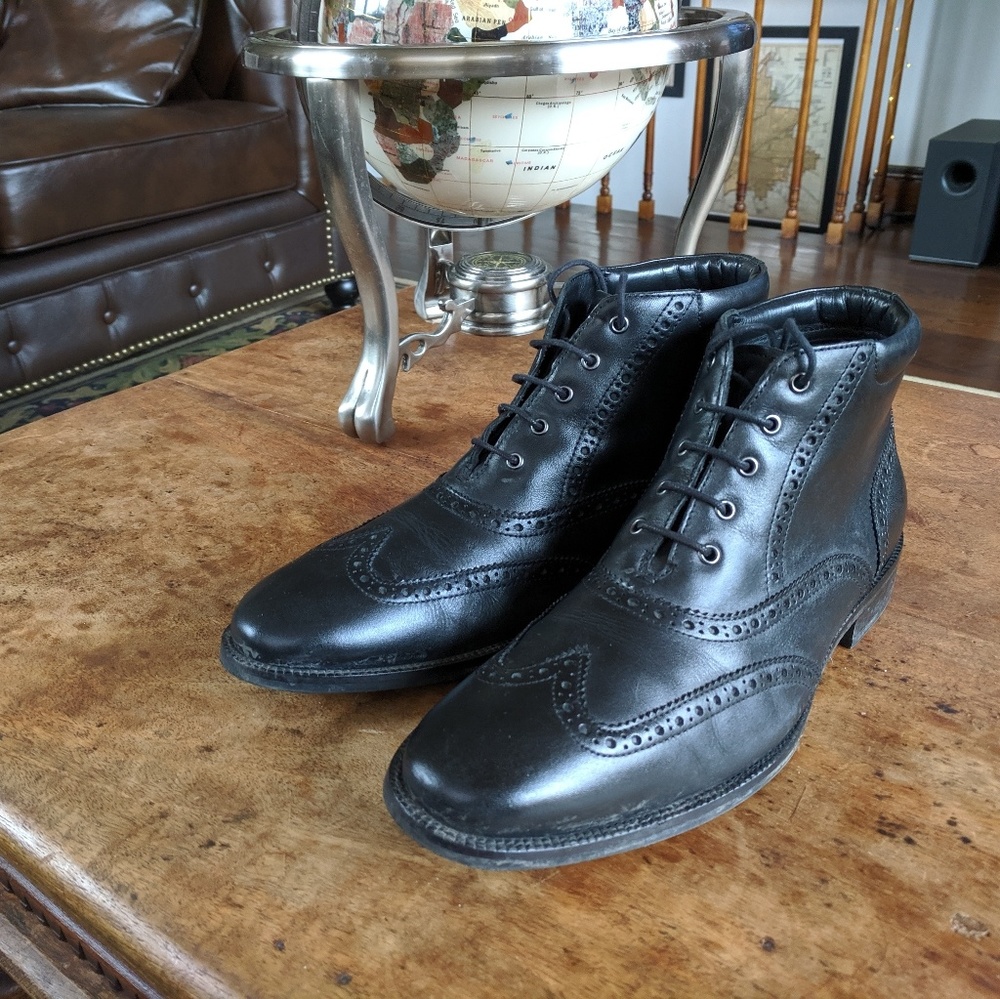 Cole Haan Black Wingtip Boots US 8